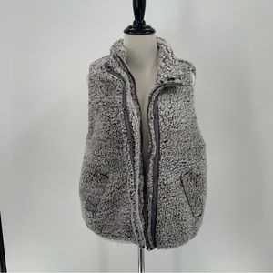 Thread + Supply Woman’s Sherpa Vest